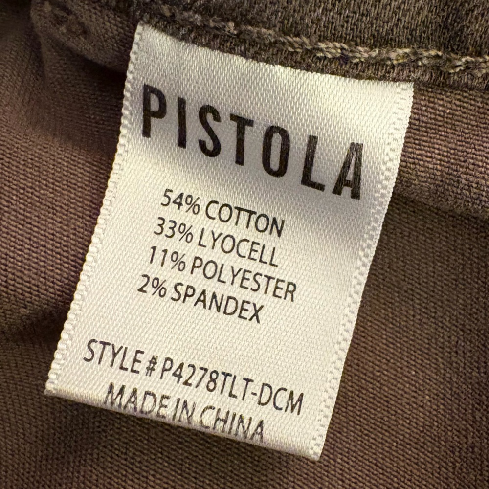 PISTOLA Olive Camo Cargo Booty Shorts size 26 - Picture 3 of 9